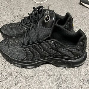Nike Men’s Air Max Plus Shoes